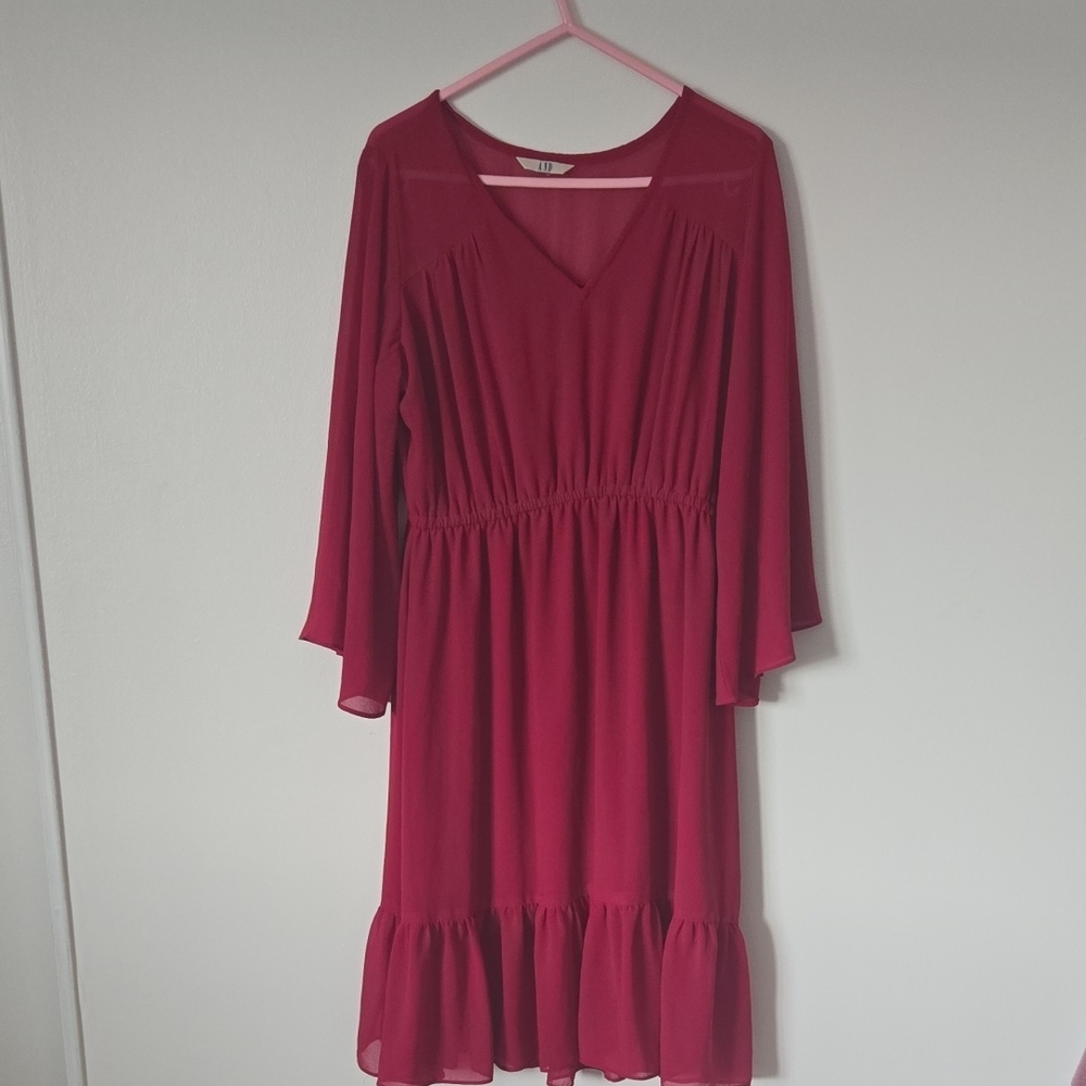 Elegant Red V-Neck Dress